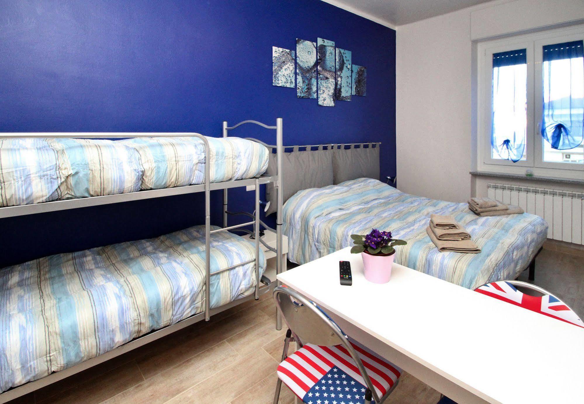 B&B Il Rosso E Il Blu Cuneo Exteriör bild
