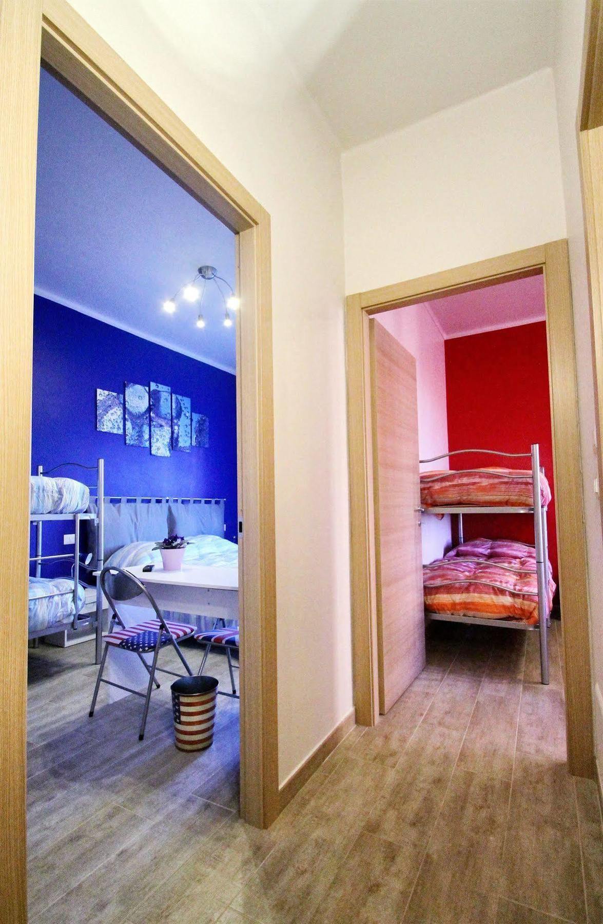 B&B Il Rosso E Il Blu Cuneo Exteriör bild